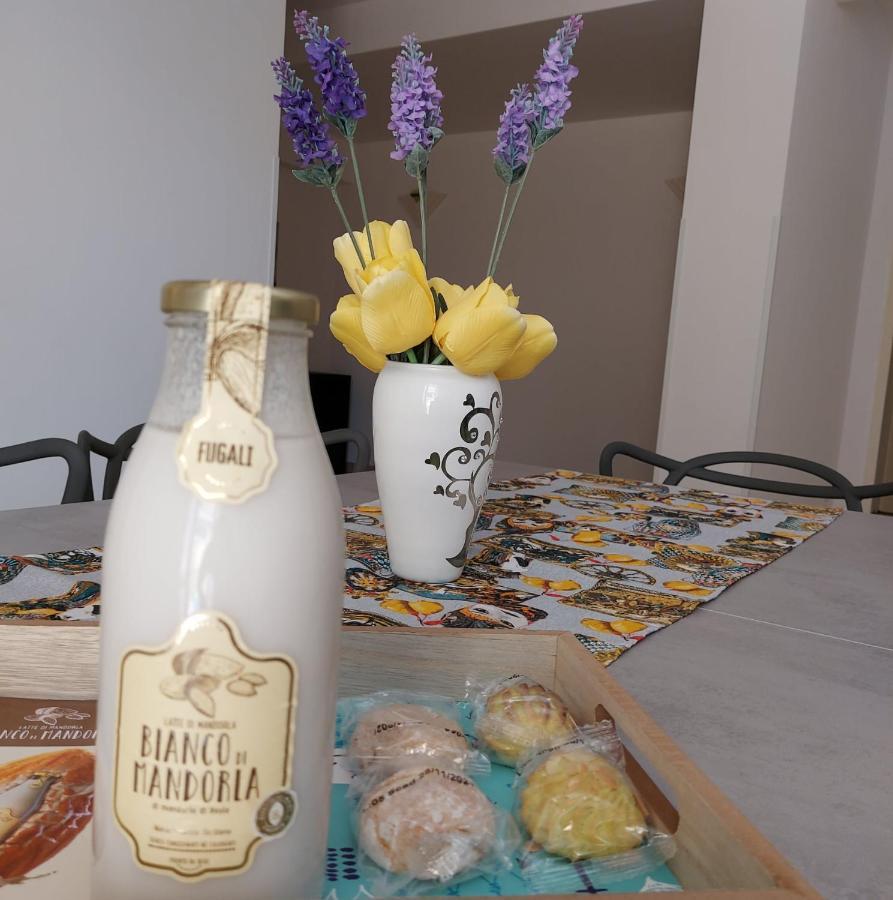 Villa Costanza Casa Vacanze Avola Eksteriør billede